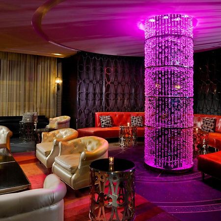 W Minneapolis - The Foshay Екстер'єр фото