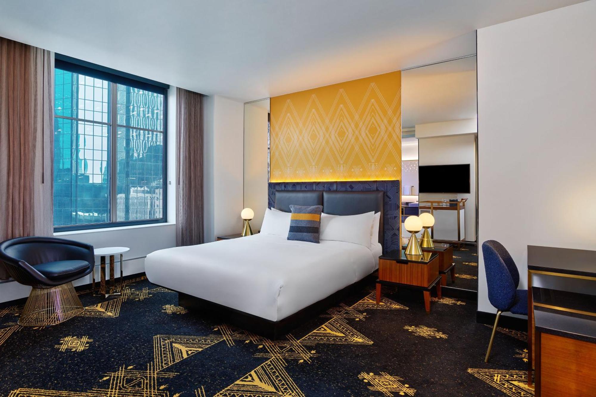 W Minneapolis - The Foshay Екстер'єр фото